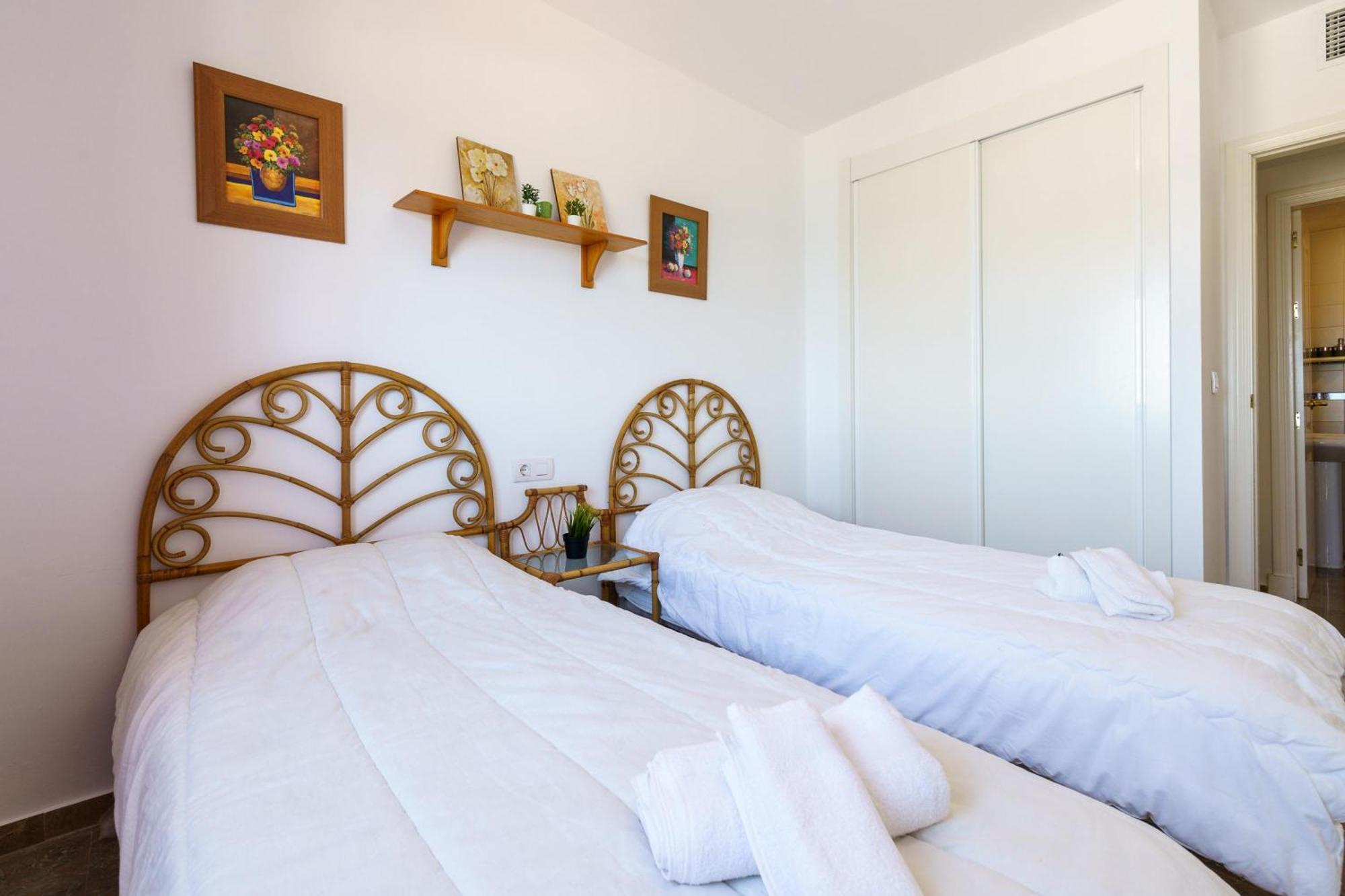 Puerta Del Mar Penthouse Beachfront - Happy Rentals Sitio de Calahonda Exterior photo